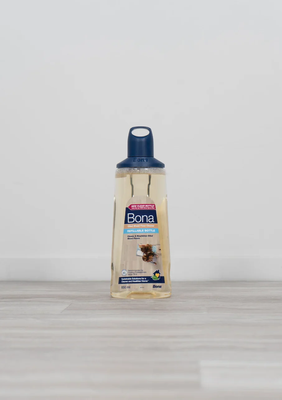 Bona Premium Spray Mop Cleaning Kit for Oiled Wood Floors - Image 3