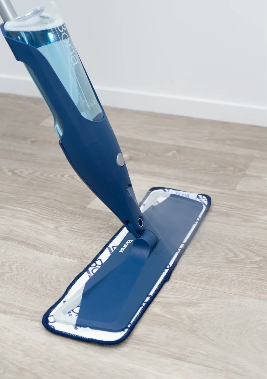 Bona Premium Spray Mop Cleaning Kit for Wood Floors - Image 4