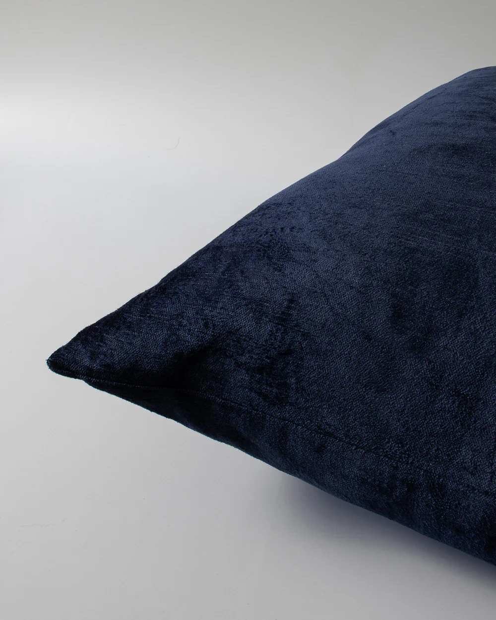 Bromley Oblong Cushion - Image 2