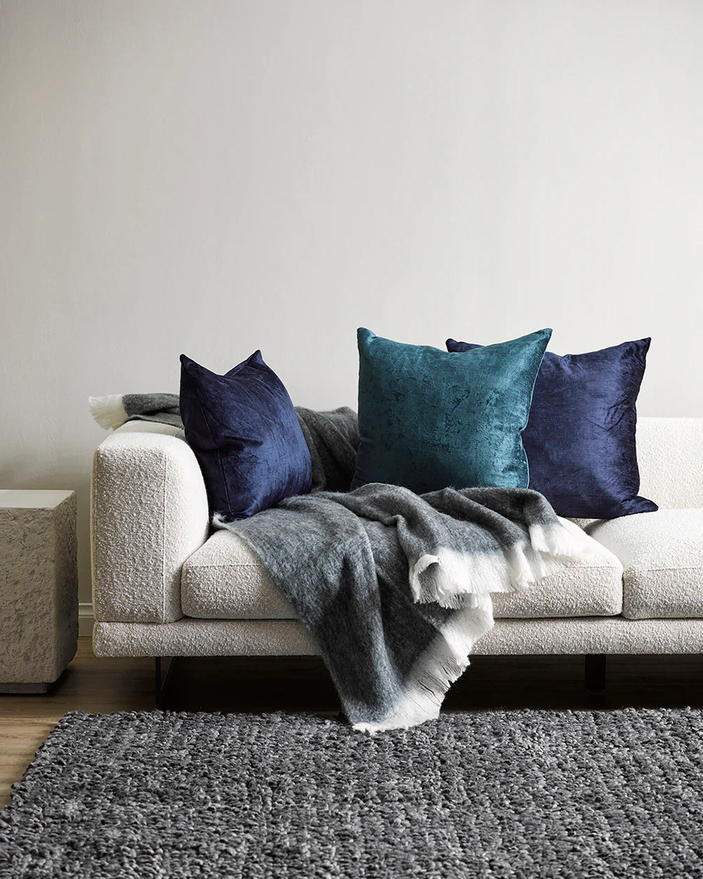 Bromley Oblong Cushion - Image 4