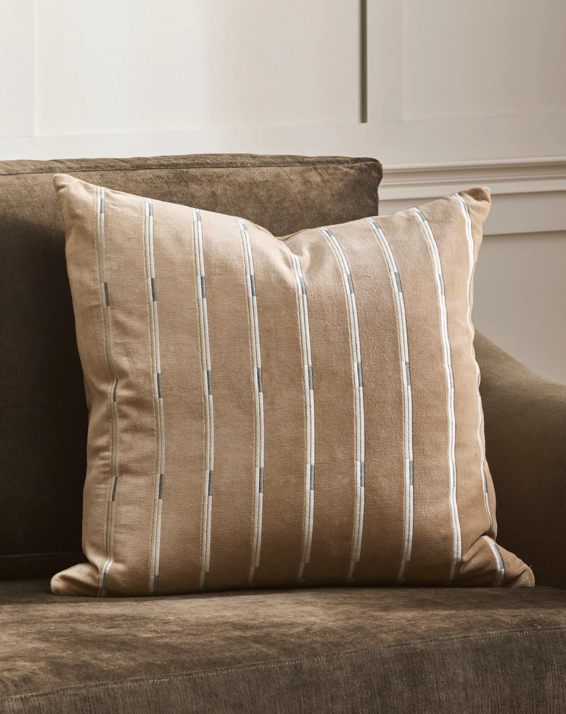 Eden Cushion - Image 9
