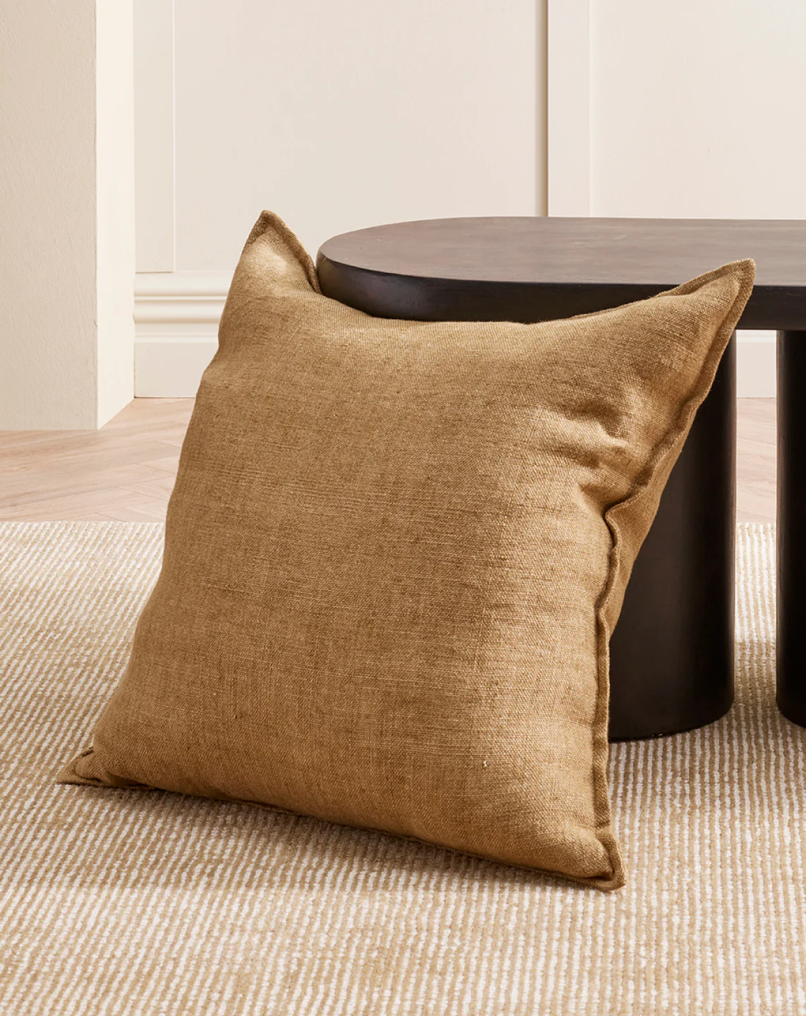 Flaxmill Large Cushion - Image 5