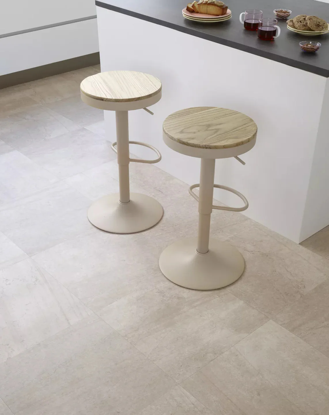 Iconik 240 - Image 9