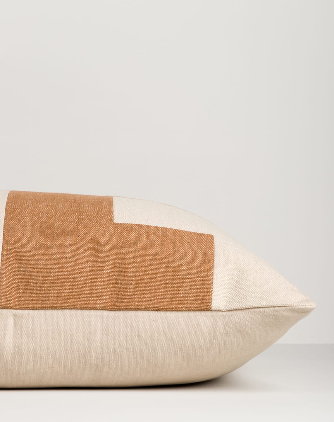 Kiln Lodge Cushion - Image 3