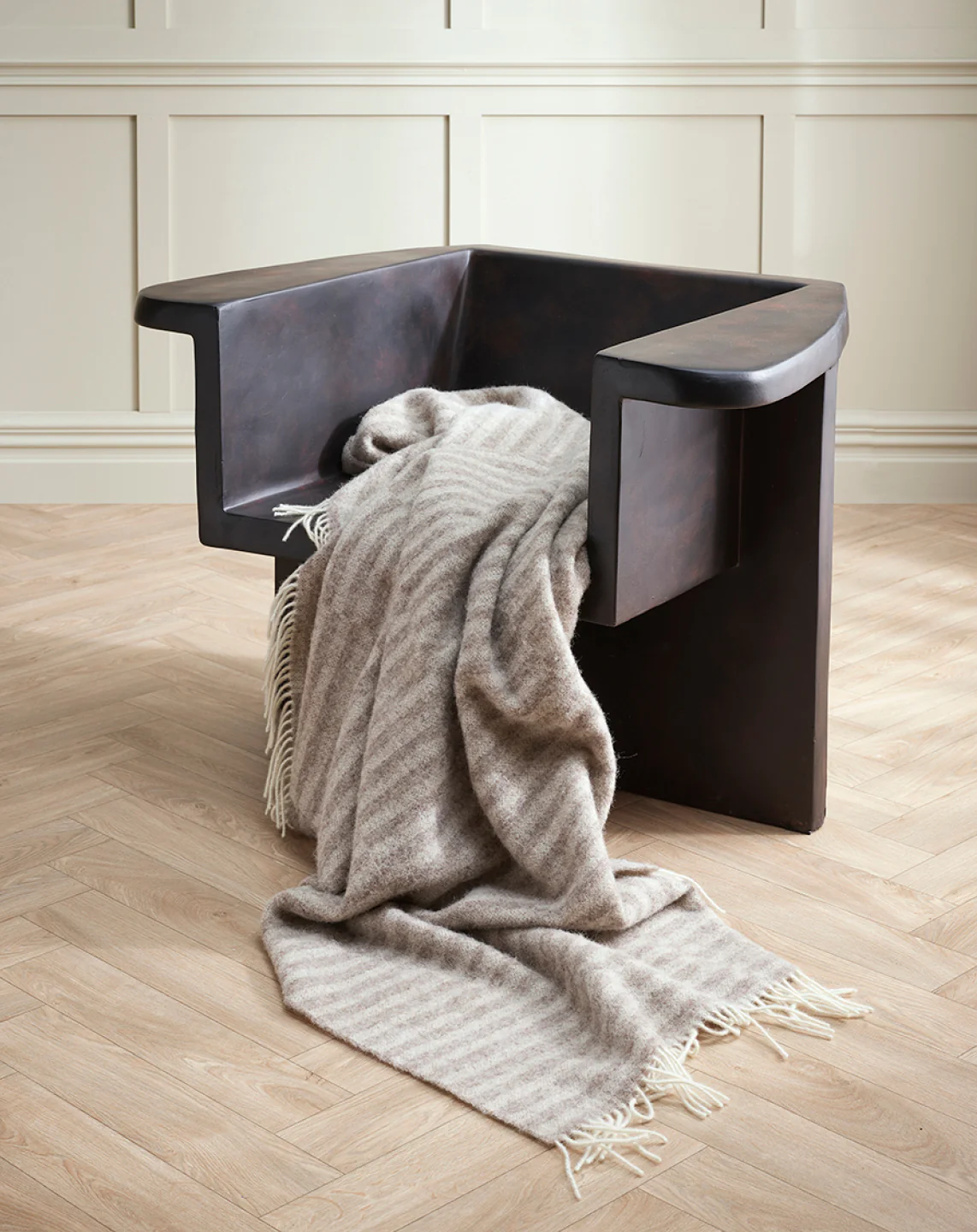 Noah Throw - Image 4