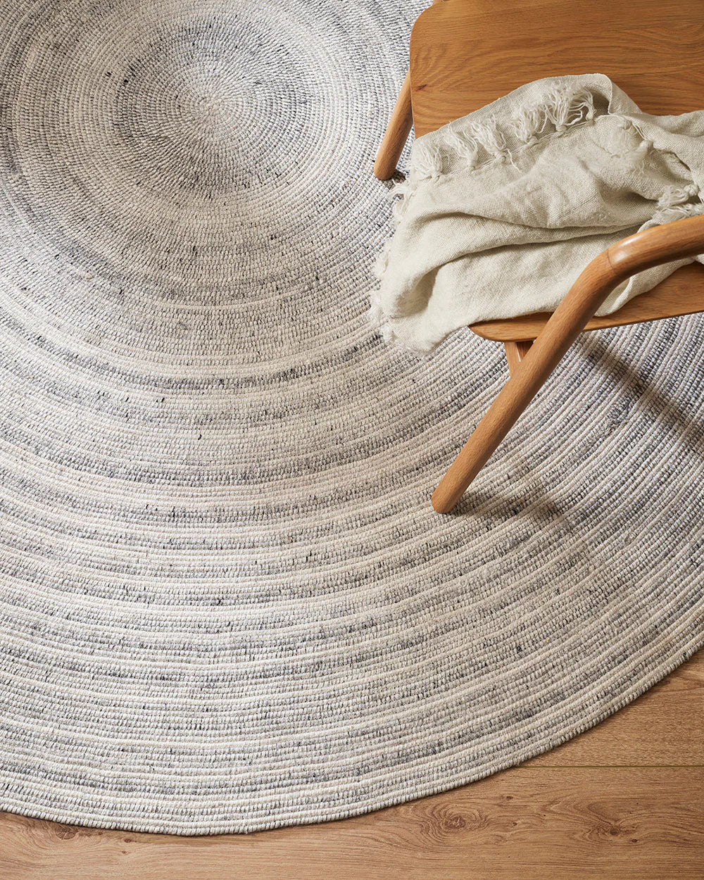 Palm Cove Round Rug - Image 8