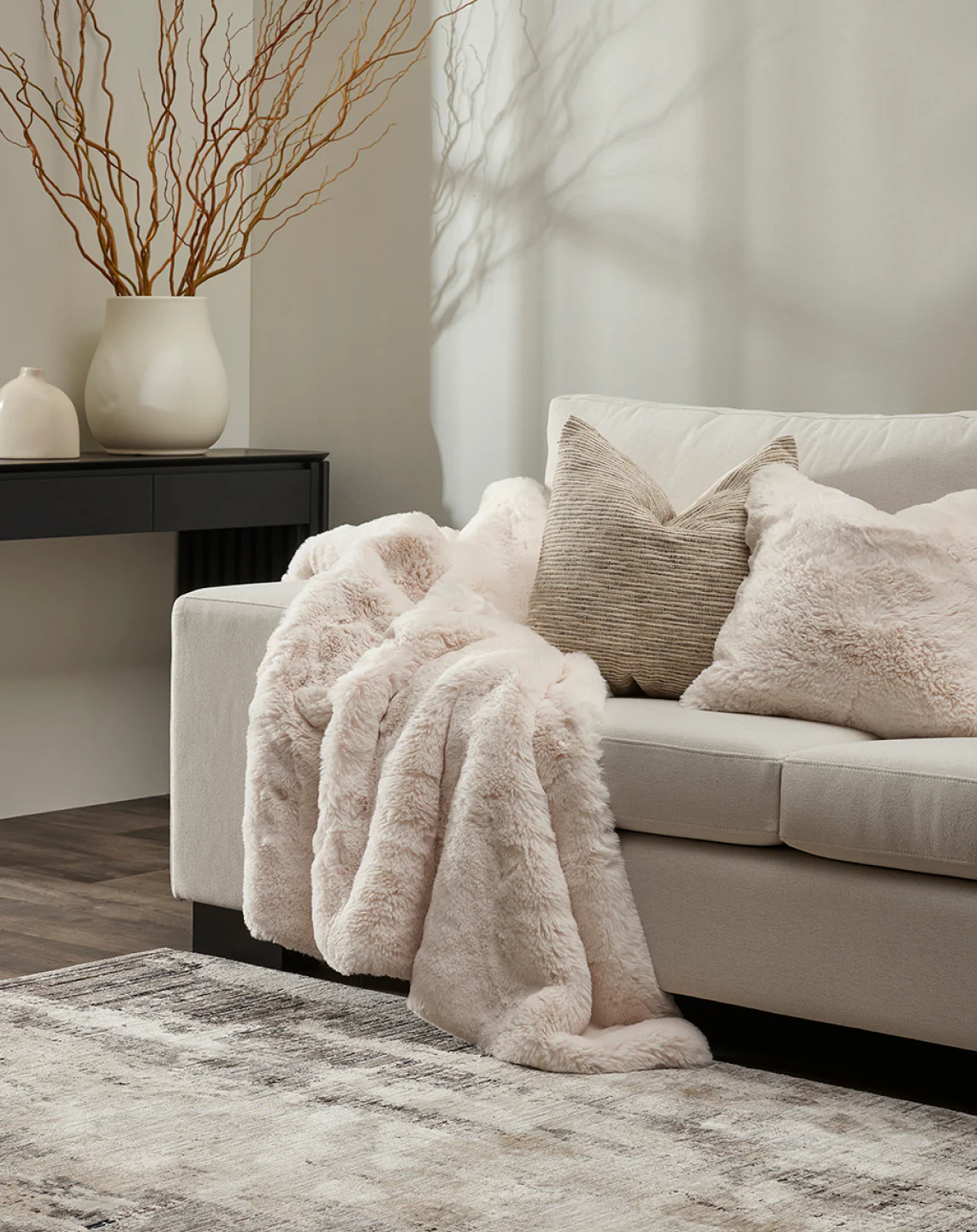 Pelage Cushion - Image 4