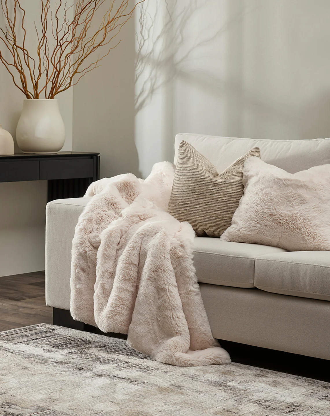 Pelage Throw - Image 2