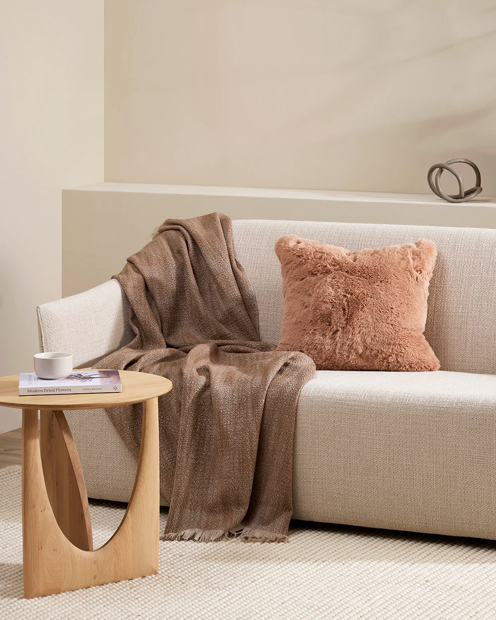 Pele Cushion - Image 2